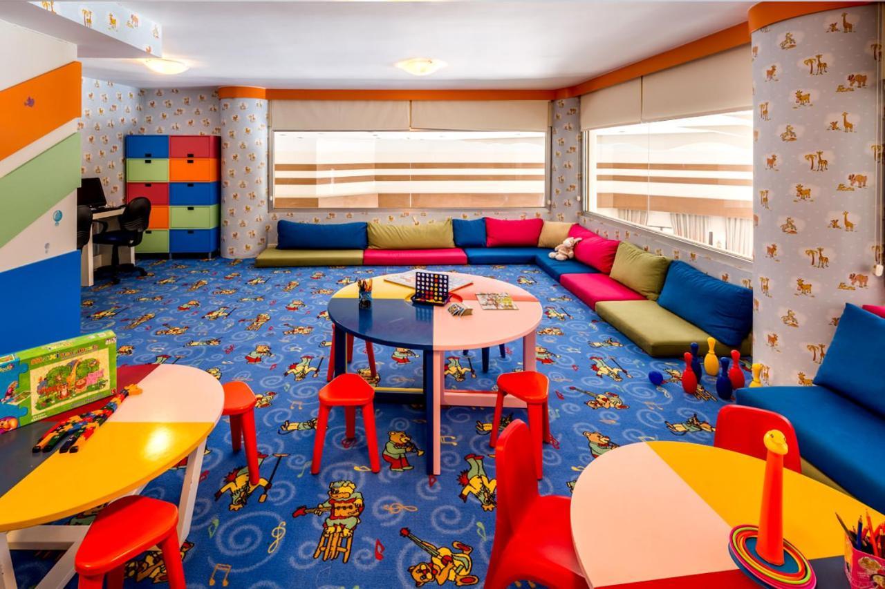 Vuni Palace Premium Hotel & Spa & Casino Beachfront Location ! ไคริเนีย ภายนอก รูปภาพ